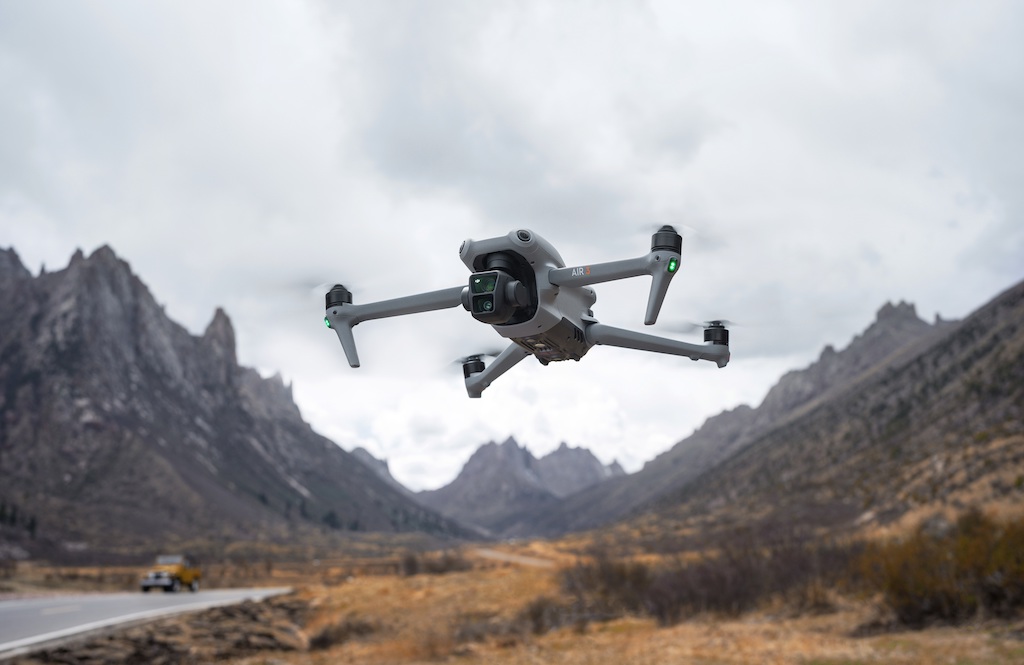 DJI Air 3 : Test complet d'un drone équipé de double caméra 48 MP